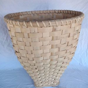 Koš za na leđa od furnira jasena srednji