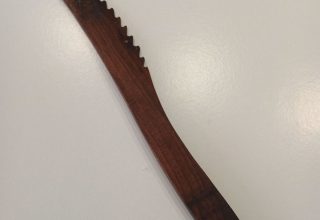 Nož drveni orah 23 cm