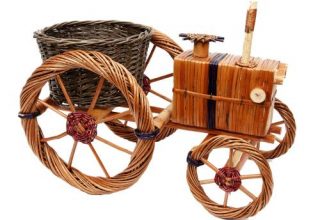 Traktor – stalak za cvijeće