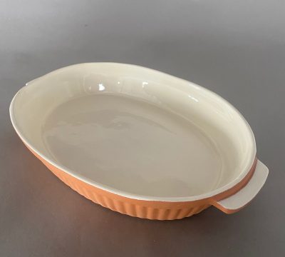 Glinena posuda za pečenje oval