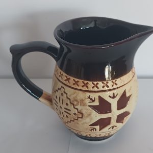 Glineni čup za vino