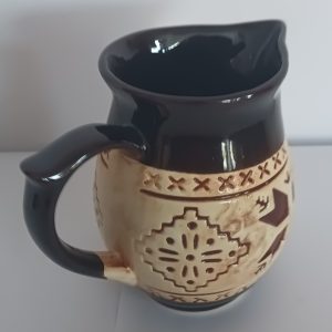 Glineni čup za vino